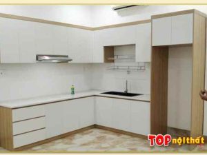 Hình ảnh Tủ bếp gỗ MDF màu trắng kết hợp vân gỗ TBTop-0023