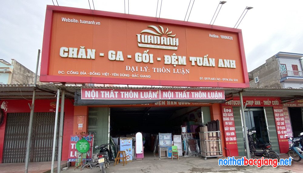 Cửa hàng nội thất Thôn Luận ở Yên Dũng, Bắc Giang